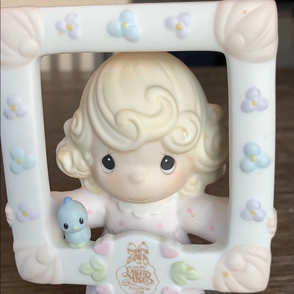 Precious Moments - You’re as Pretty as a Picture - Picture 2 of 7